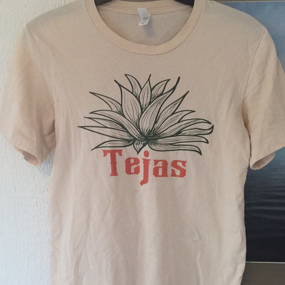 Tejas agave graphic tee. Like new! Sz small